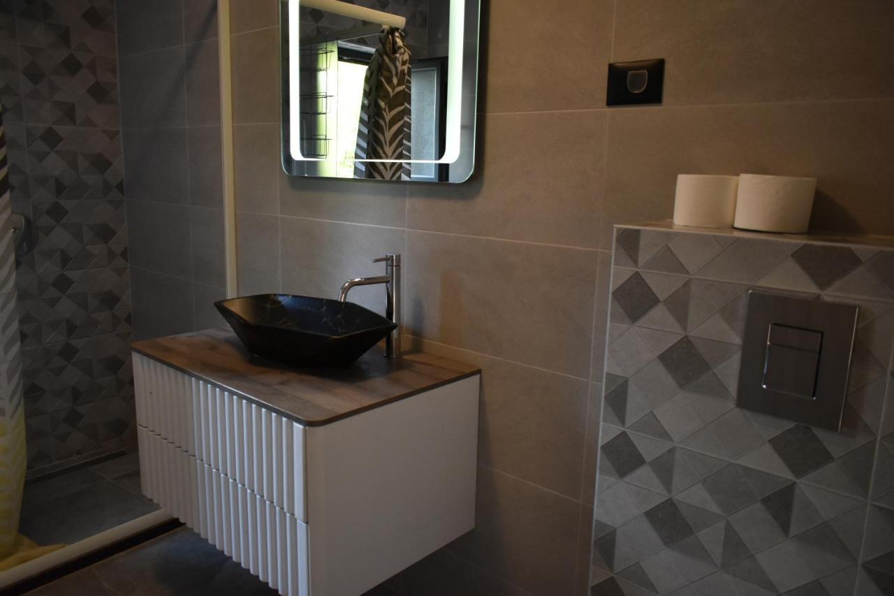 Apartments Toni Primošten Екстериор снимка
