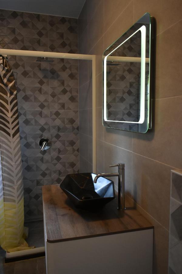 Apartments Toni Primošten Екстериор снимка