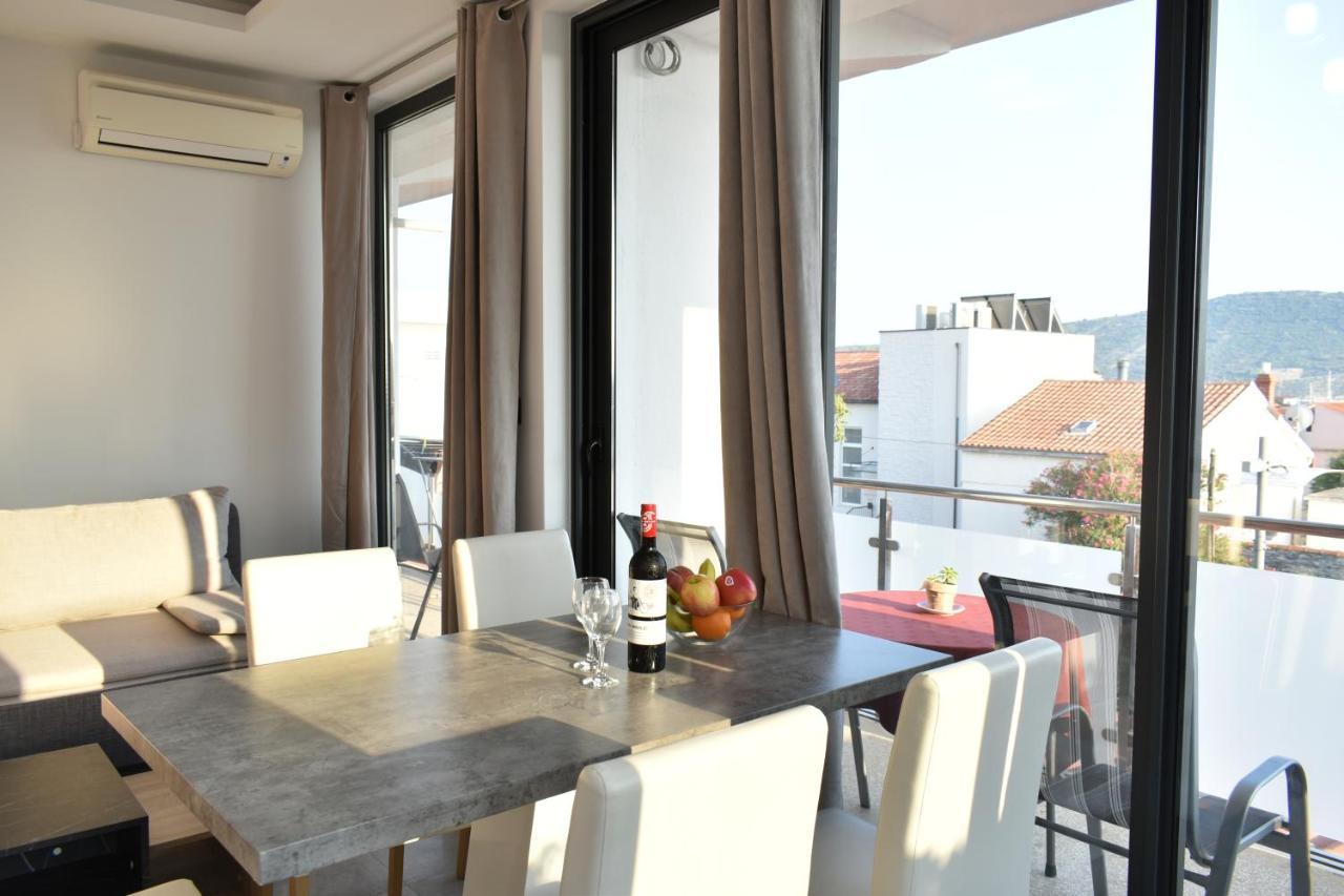 Apartments Toni Primošten Екстериор снимка
