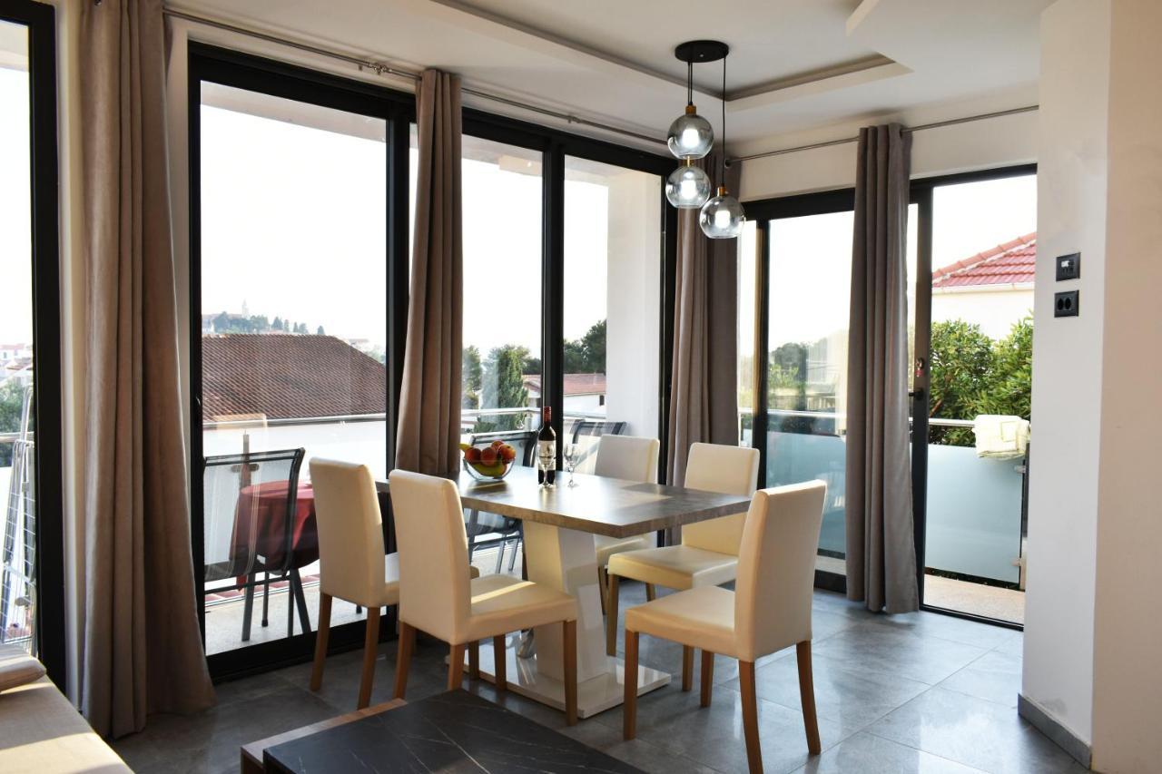 Apartments Toni Primošten Екстериор снимка