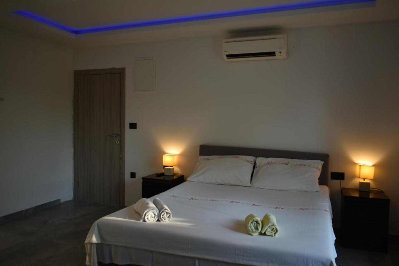 Apartments Toni Primošten Екстериор снимка
