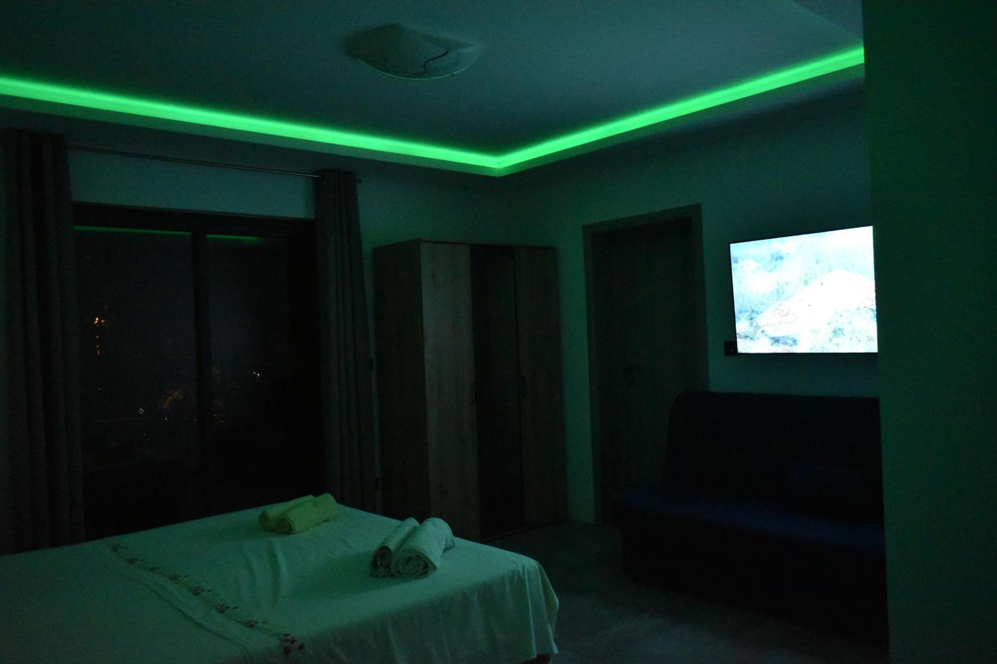 Apartments Toni Primošten Екстериор снимка