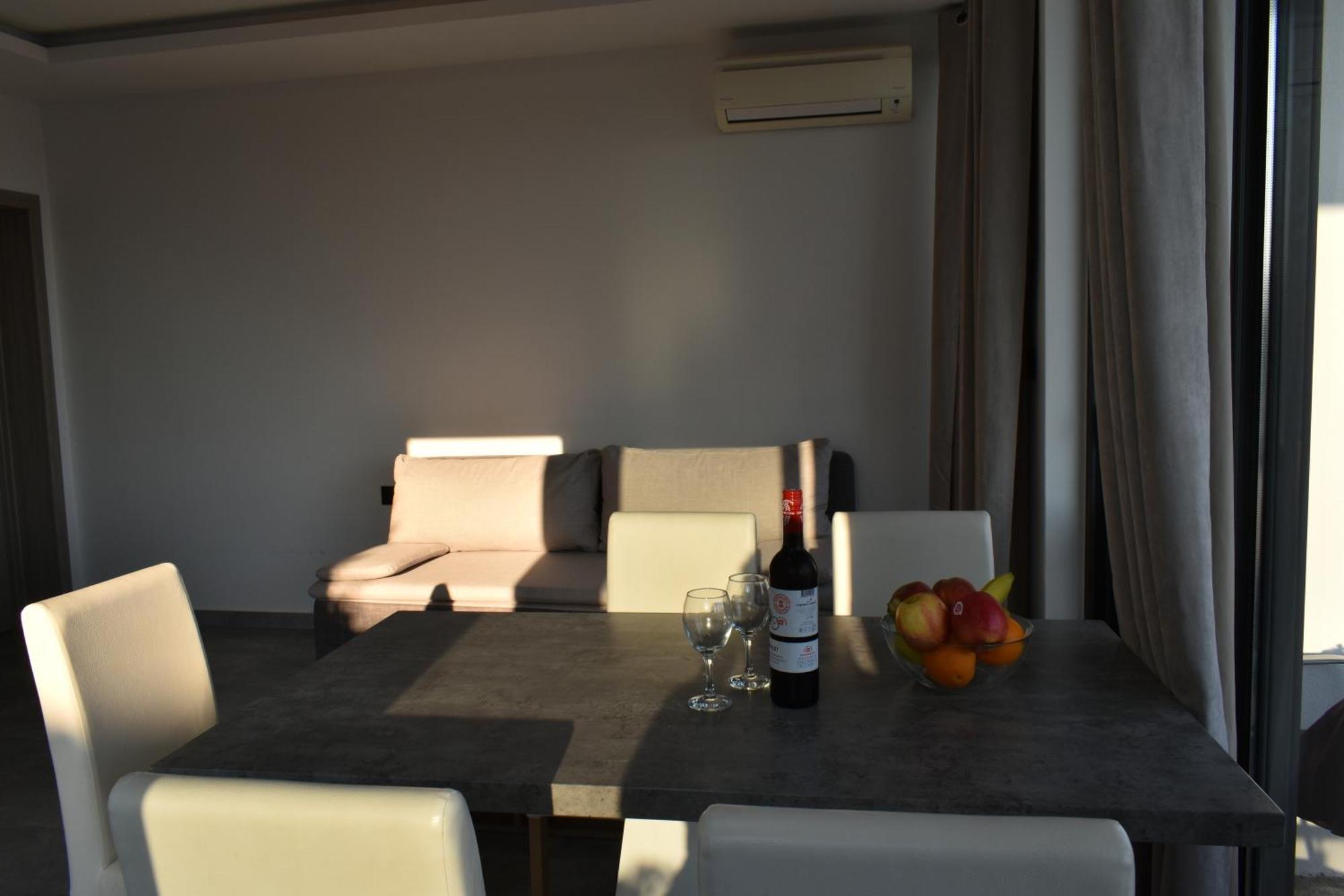 Apartments Toni Primošten Екстериор снимка